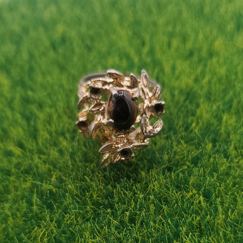 Tigers Eye Glazed Estate Ring Missing Some Stones 18k hge Size 6 R806